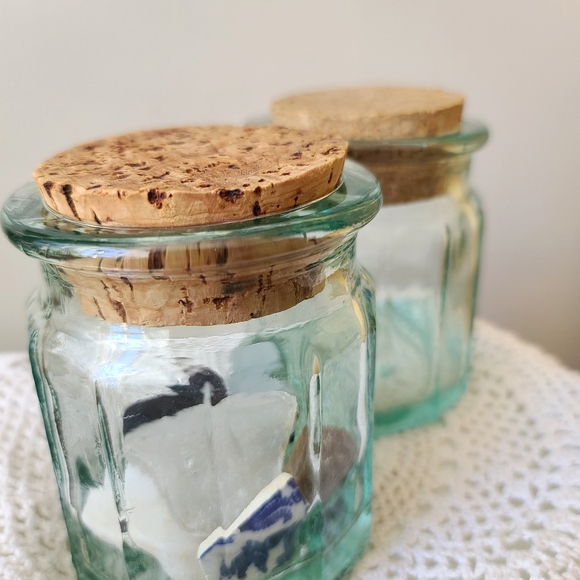 𝗩𝗶𝗻𝘁𝗮𝗴𝗲 𝗚𝗿𝗲𝗲𝗻/𝗕𝗹𝘂𝗲 𝗚𝗹𝗮𝘀𝘀 𝗖𝗼𝗻𝘁𝗮𝗶𝗻𝗲𝗿𝘀 - Picture 4 of 4